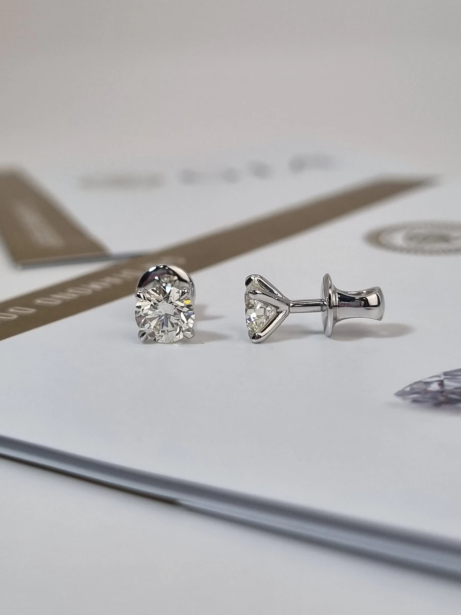 Купить украшение NO NAME СЕРЬГИ 0,73/0,73 ct. K/VS2 : в наличии в Москве!