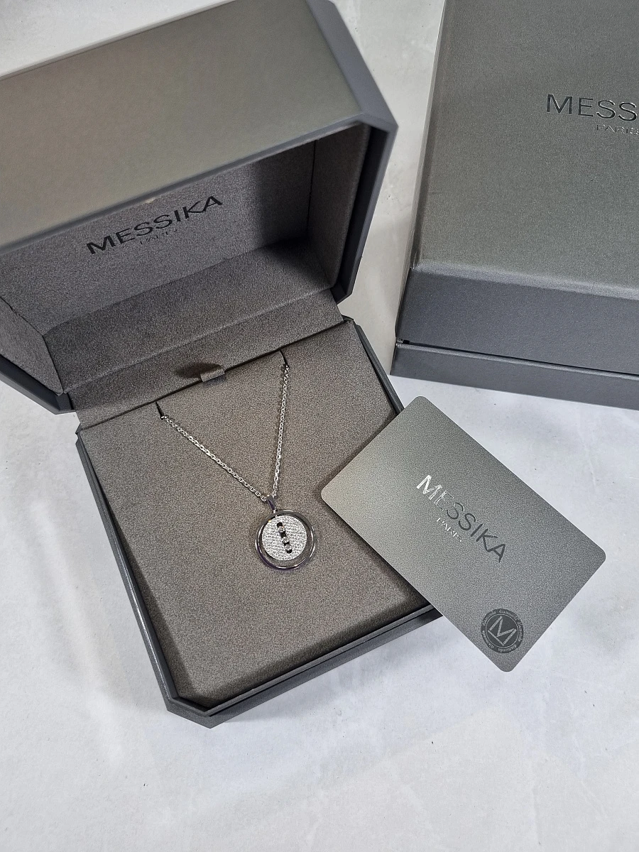 Купить украшение MESSIKA Подвеска Lucky Move MM Pavé 07395-WG: в наличии в Москве!