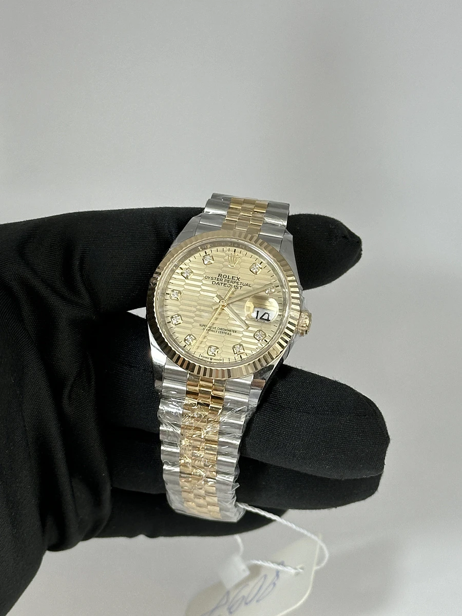 Купить элитные часы Rolex Datejust 36mm Steel &amp; Yellow Gold Motif Dial Diamond Index 126233: в наличии в Москве!