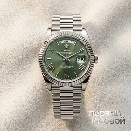 Oyster Perpetual White Gold Day-Date Olive Dial