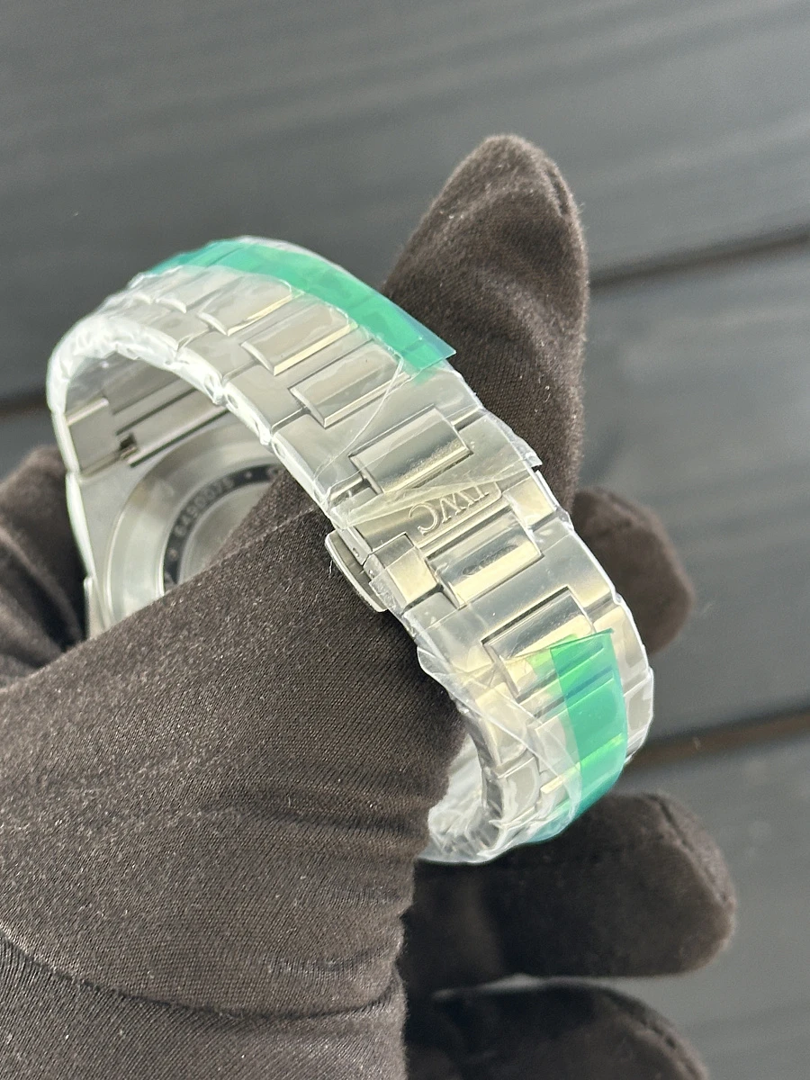 Купить элитные часы Iwc Ingenieur 40mm Automatic Watch Green Dial  IW328903: в наличии в Москве!