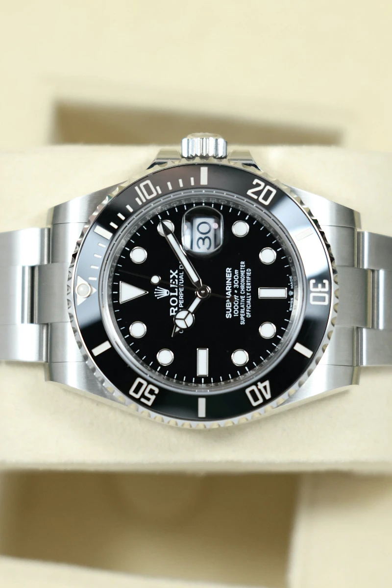 Rolex Oyster Perpetual Submariner Date 126610LN — фото 4