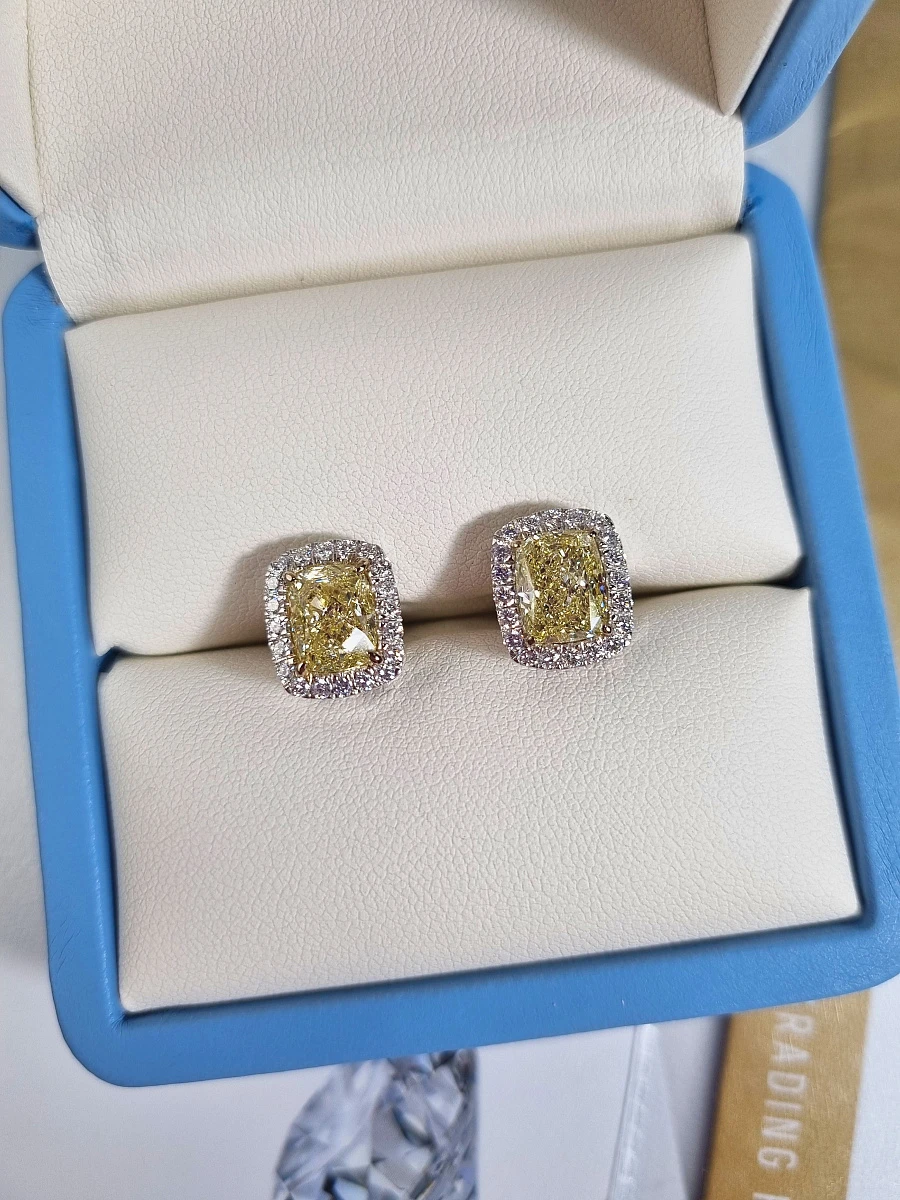 Купить украшение NO NAME Серьги 2,01/2,01 ct. Y to Z : в наличии в Москве!