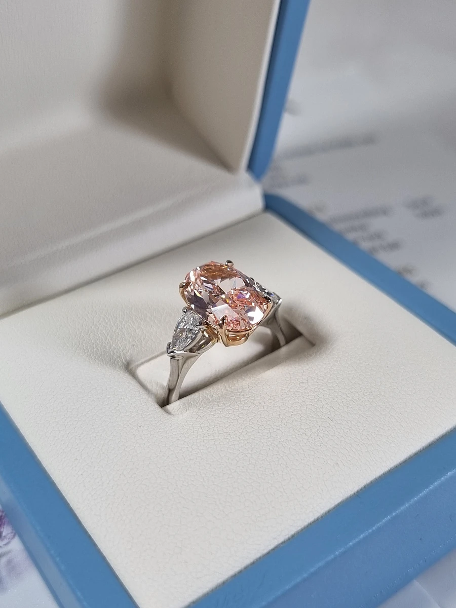 Купить украшение NO NAME Кольцо с бриллиантом 4,51 ct. Fancy Intense pink*/SI1 : в наличии в Москве!