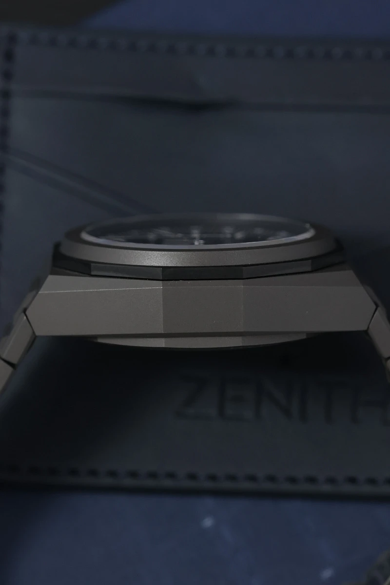 Купить элитные часы Zenith El Primero Defy 21 97.9100.9004/02.I001: в наличии в Москве!