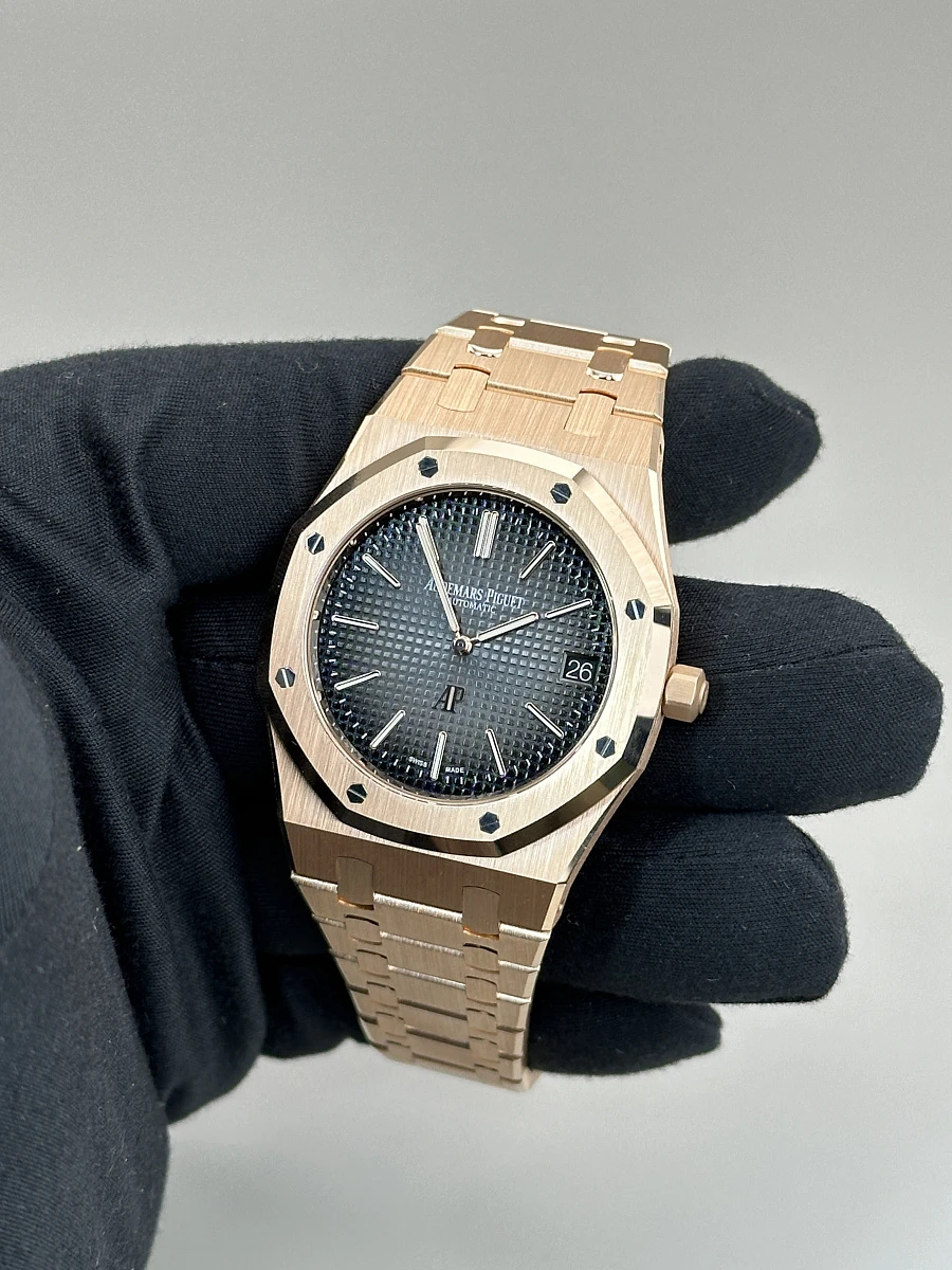 Купить элитные часы Audemars Piguet Royal Oak &quot;Jumbo&quot; Rose Gold Extra-Thin &quot;50th Anniversary&quot; Юбилейные 16202ST.OO.1240ST.01: в наличии в Москве!