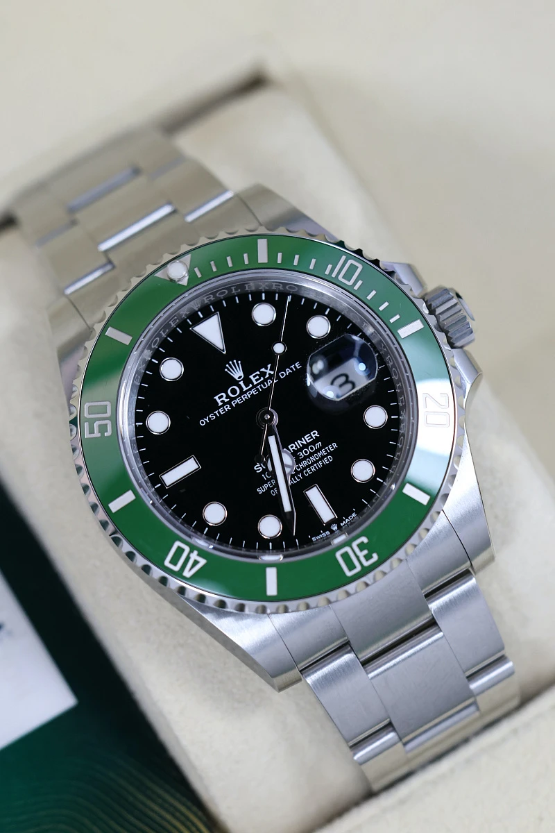 Купить элитные часы Rolex Submariner Date 41Mm Starbucks Mk 2 126610LV : в наличии в Москве!