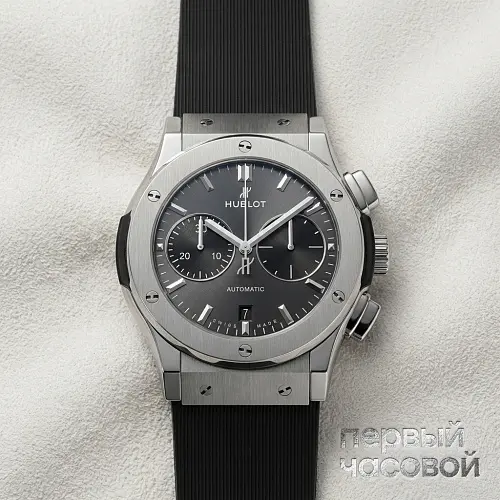 Classic Fusion Racing Grey Chronograph Titanium