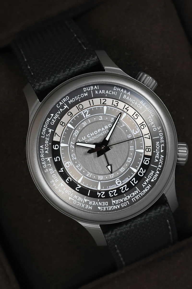 Купить элитные часы Chopard L.U.C Time Traveler One Black 168574-3008 : в наличии в Москве!