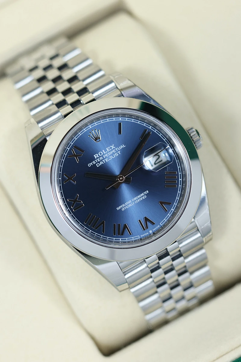 Rolex Oyster Perpetual Datejust 41 mm Blue Roman Dial 126300-0030 — фото 5