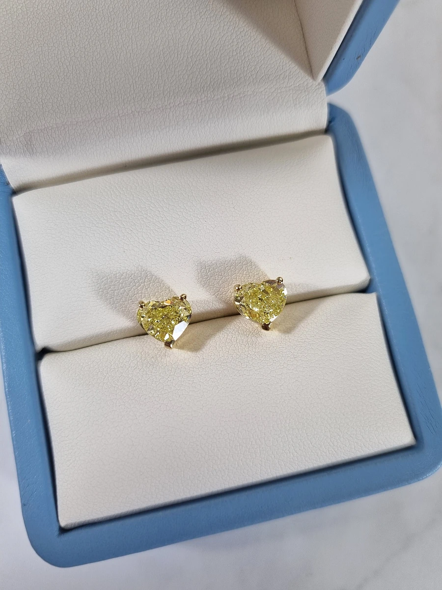 Купить украшение NO NAME Серьги с бриллиантами 2,00/2,01 Fancy Intense Yellow : в наличии в Москве!