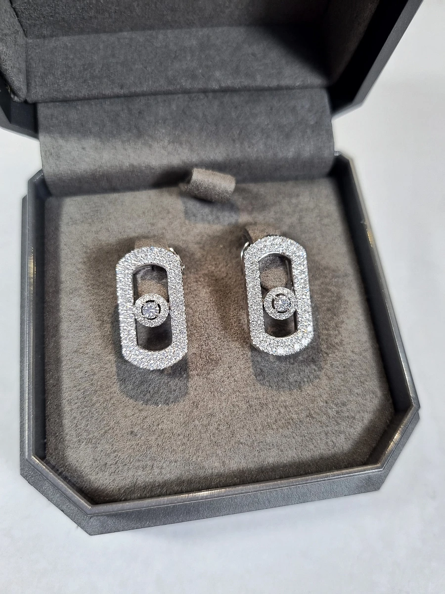 Купить украшение MESSIKA So Move Pavé Earrings 12931-WG: в наличии в Москве!