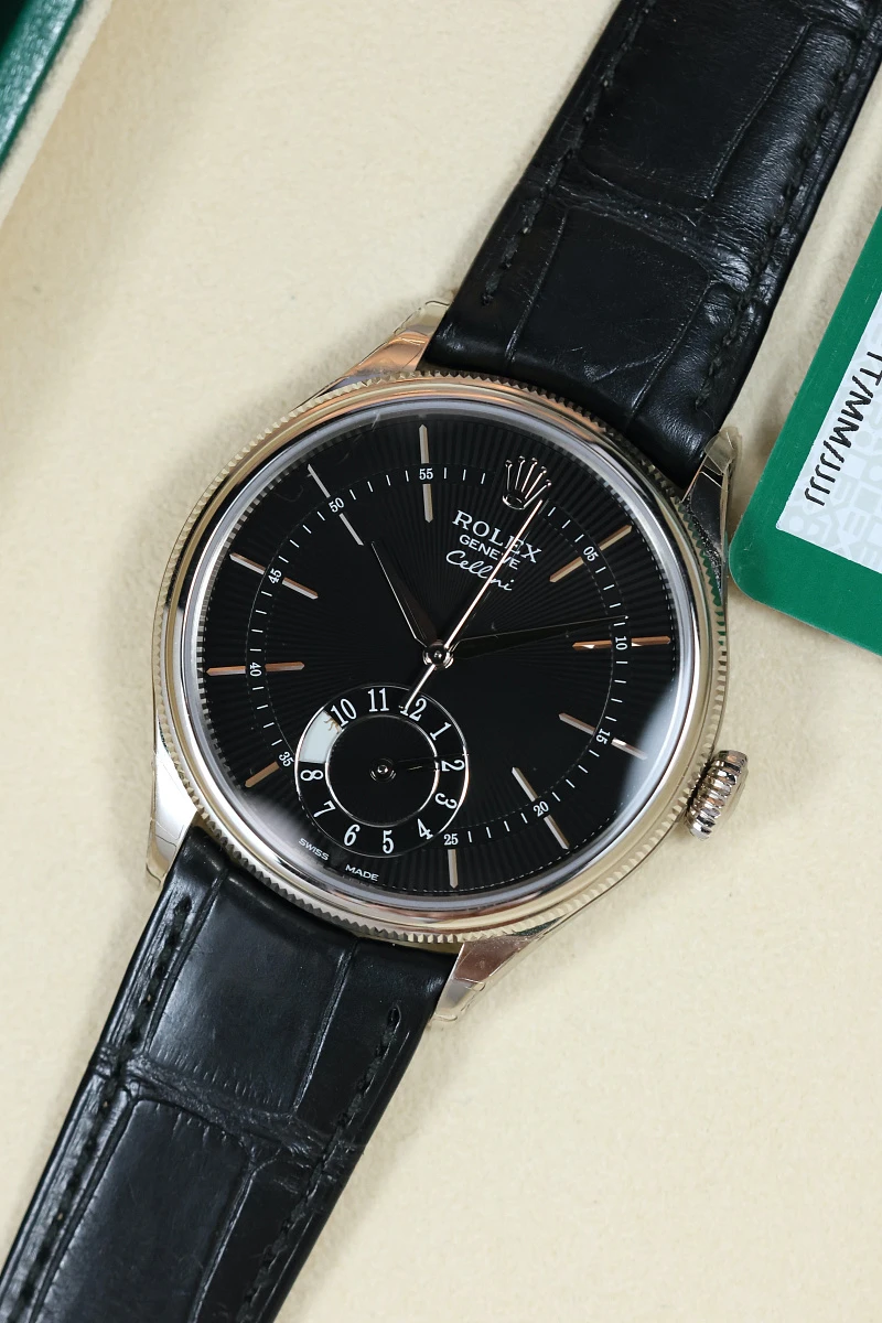Купить элитные часы Rolex Cellini Dual Time 39Мм 50529: в наличии в Москве!