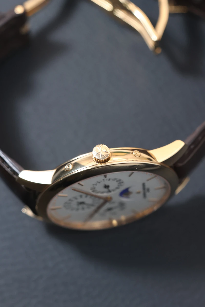 Купить элитные часы Vacheron Constantin Patrimony Perpetual Calendar Ulyta-Thin Rose Gold 41 mm 43175/000R-9687: в наличии в Москве!