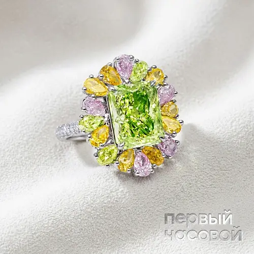 Кольцо с бриллиантом 3,30 ct. Fancy Brownish Greenish Yellow/VS2