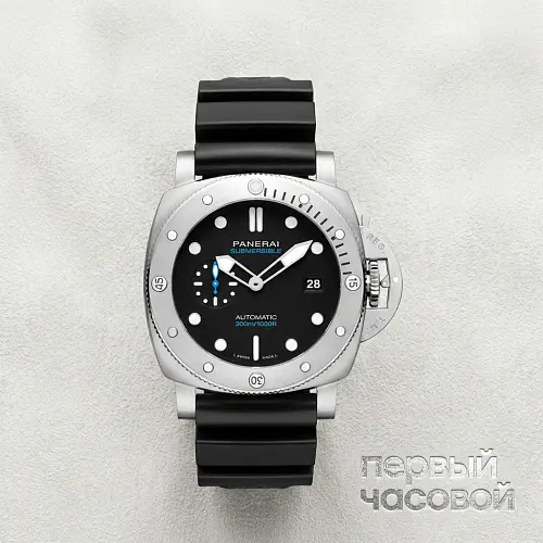 Submersible Quarantaquattro 44 mm