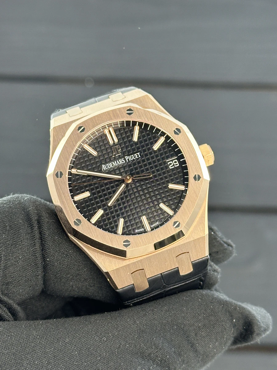 Audemars piguet black and gold hotsell