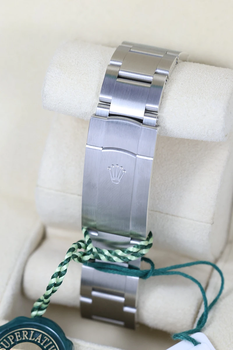 Купить элитные часы Rolex Perpetual 36 Stainless Steel Tiffany Dial 126000: в наличии в Москве!