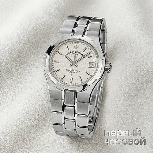 Overseas Chronometer