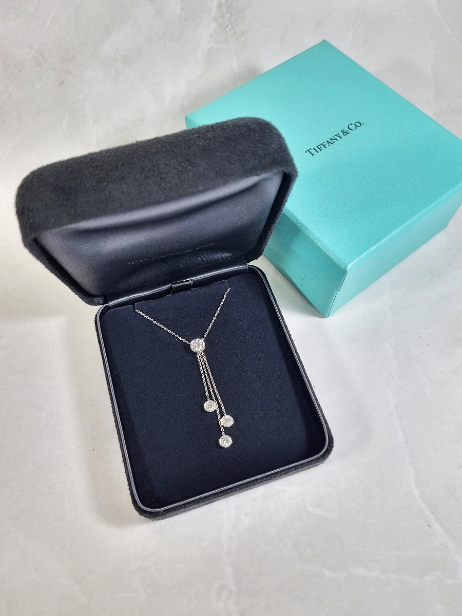 Купить украшение Tiffany &amp; Co Pendant in platinum with round brilliant diamonds : в наличии в Москве!