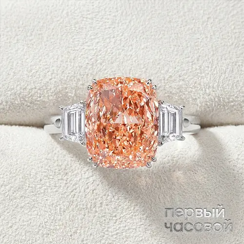 Кольцо 3,13 гр. (15,66 ct.) Fancy Vivid Pink/VS1 (Ограненный синтетический алмаз)
