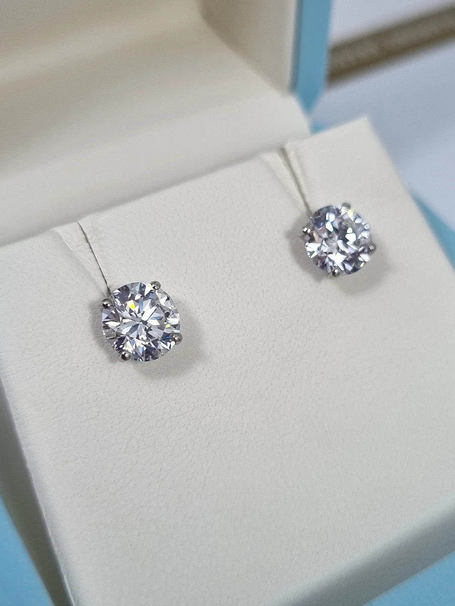 Купить украшение NO NAME Серьги 1,50/1,57 ct. D/VVS2 (3 excellent) : в наличии в Москве!