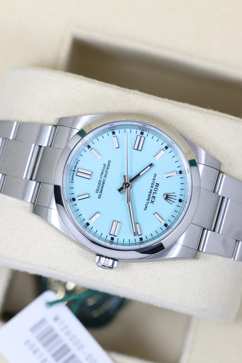 Купить элитные часы Rolex Perpetual 36 Stainless Steel Tiffany Dial 126000: в наличии в Москве!