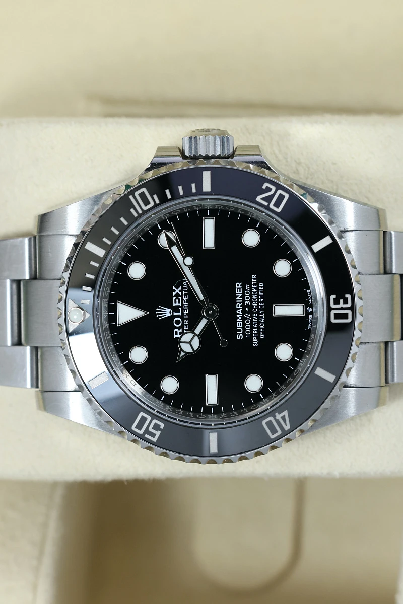 Rolex Submariner No Date Steel 124060 — фото 3
