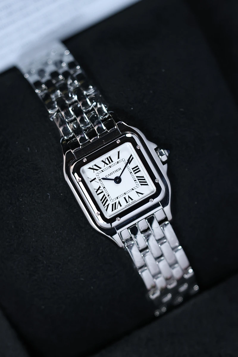Купить элитные часы Cartier Panthere De Cartier Steel Small WSPN0013: в наличии в Москве!