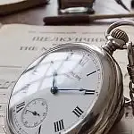 Легендарный Patek Philippe с функцией минутного репетира — вот что прятал в кармане…