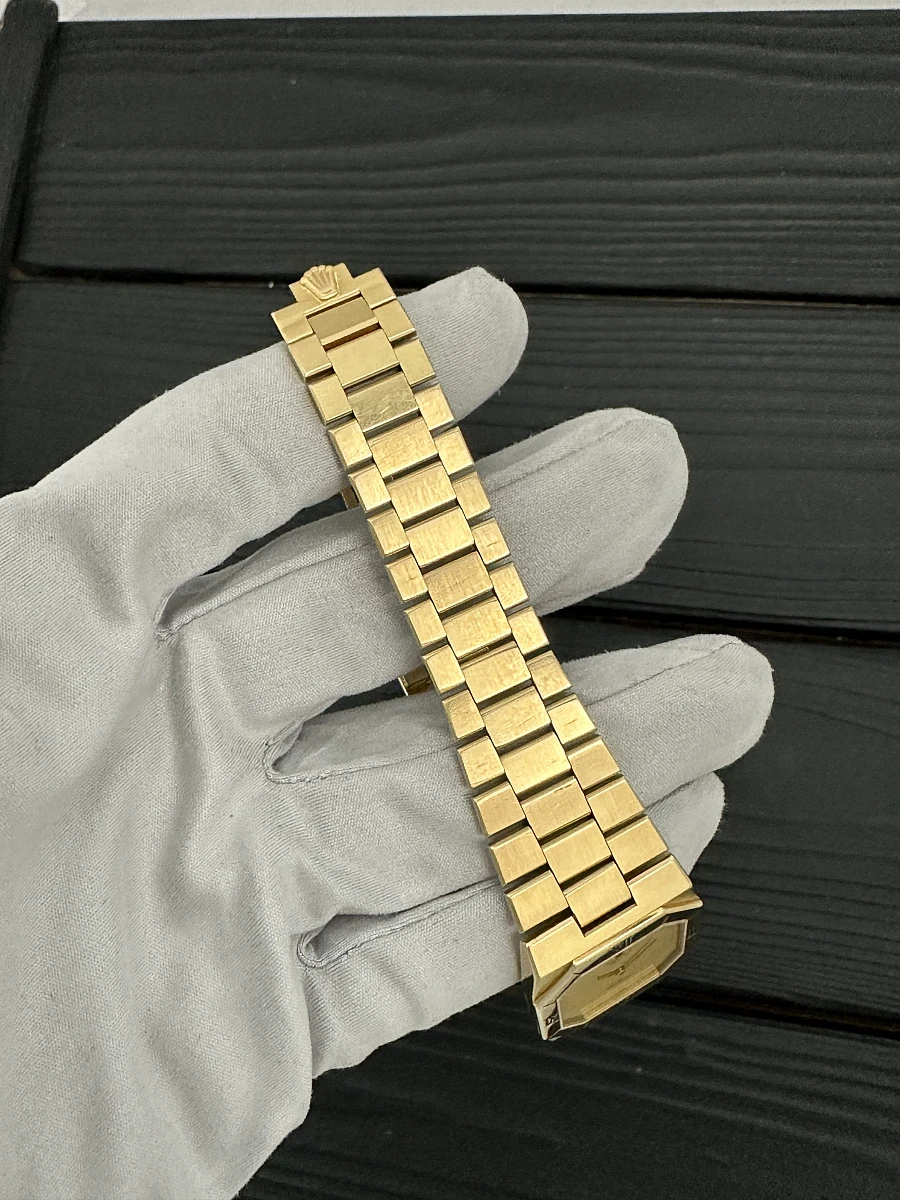 Купить элитные часы Rolex Rolex Cellini 4350 Yellow Gold 4350: в наличии в Москве!