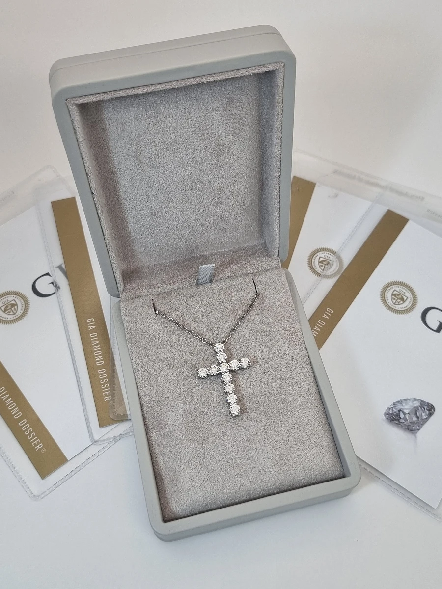 Купить украшение NO NAME Крест с бриллиантами 3,54 ct. : в наличии в Москве!