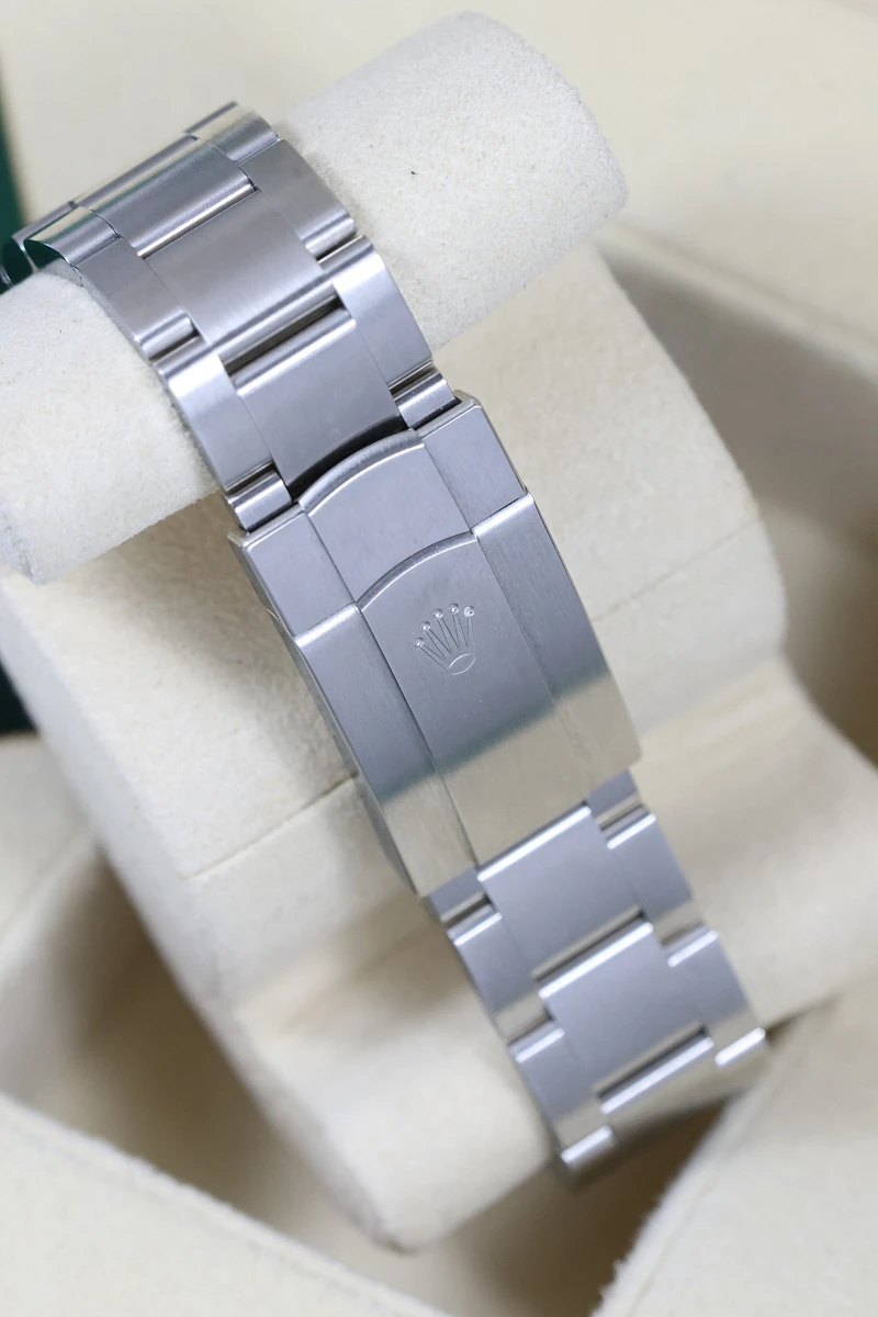 Купить элитные часы Rolex Oyster Perpetual 41 Mm Beige Dial 134300: в наличии в Москве!
