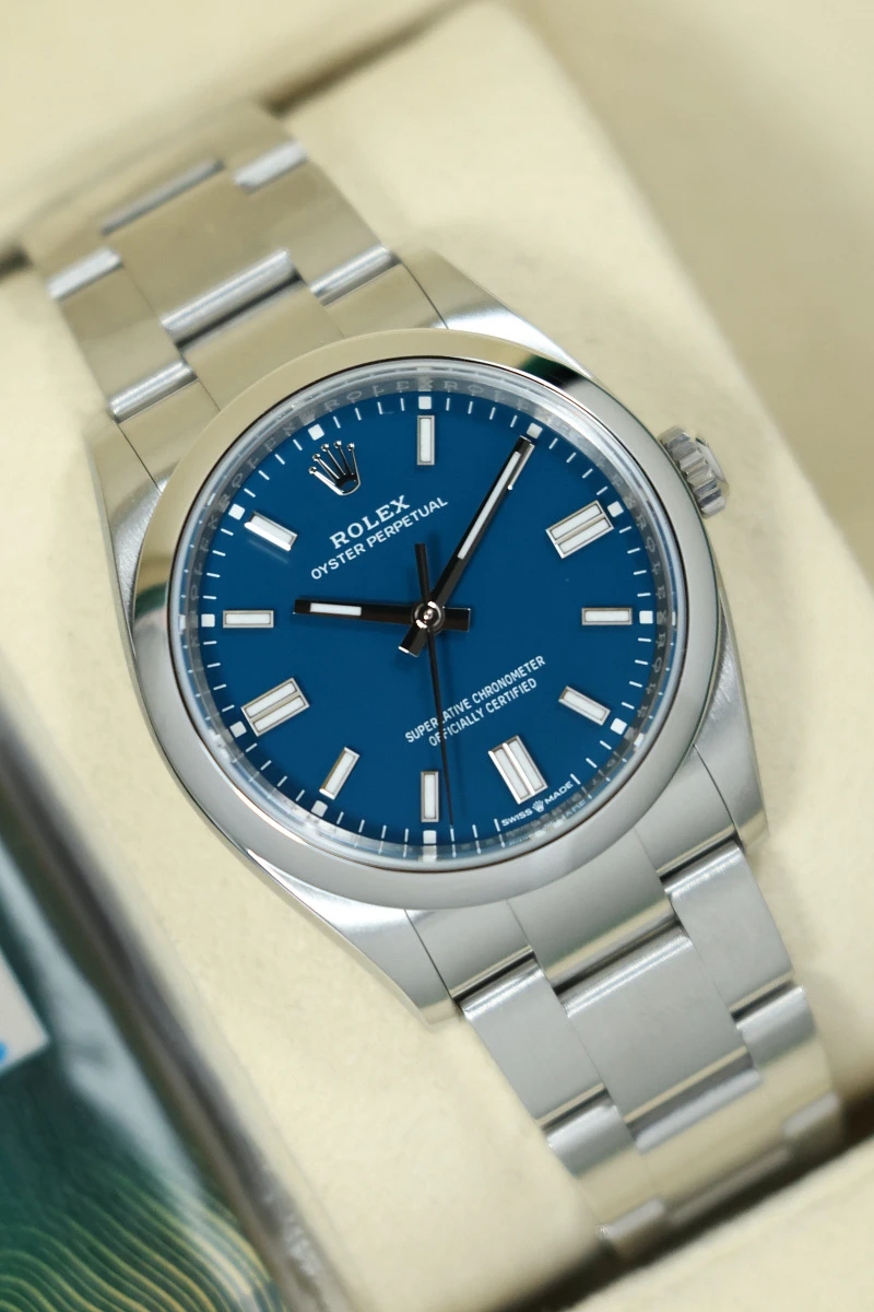 Rolex Oyster Perpetual 36 Med Blue Dial 126000-0015 — фото 3