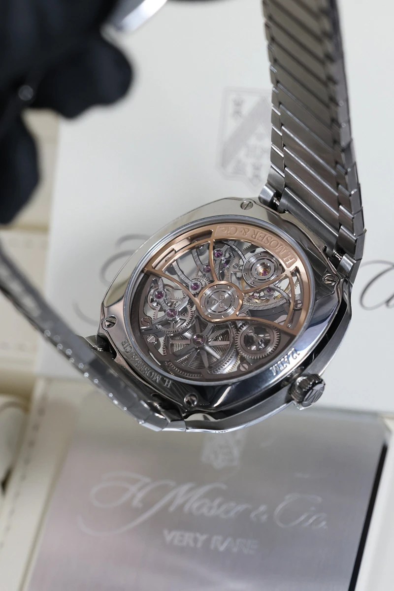 Купить элитные часы H. Moser &amp; Cie Streamliner Streamliner Tourbillon Skeleton 6814-1200: в наличии в Москве!