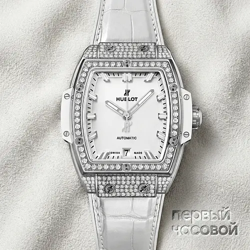 Spirit of Big Bang 39 Titanium Diamonds Paved White