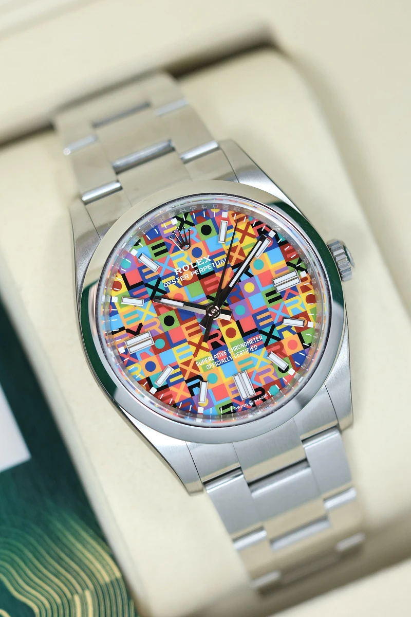 Купить элитные часы Rolex Oyster Perpetual 36 Jubilee-Motif 126000-0016: в наличии в Москве!
