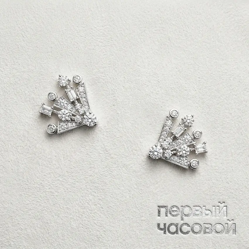 New Dawn Diamond Mini Stud Earrings