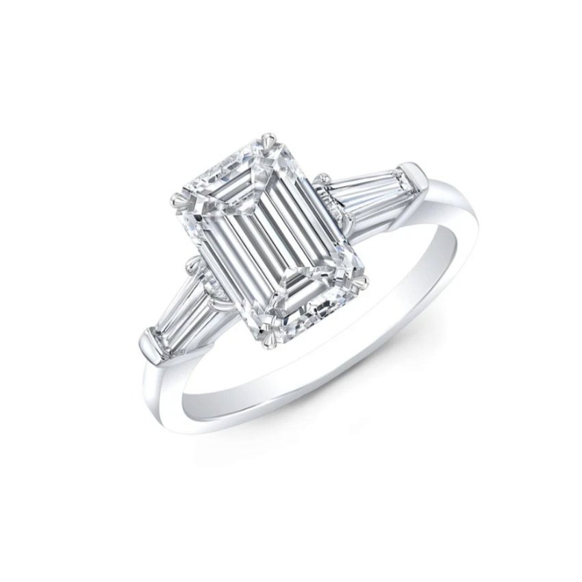 Кольцо с бриллиантом 5,01 ct. G/VVS1