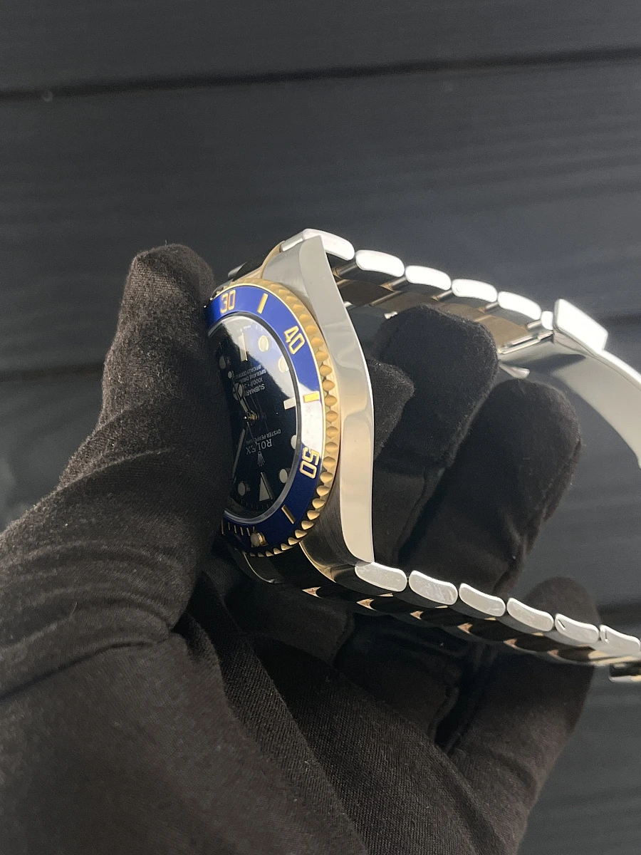 Купить элитные часы Rolex Submariner Steel &amp; Yellow Gold 41mm 126613LB: в наличии в Москве!