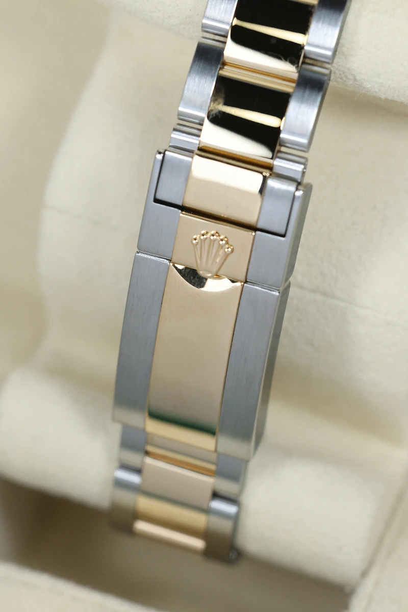 Купить элитные часы Rolex Oyster Perpetual Cosmograph Daytona Diamond Dial 116503-0006: в наличии в Москве!