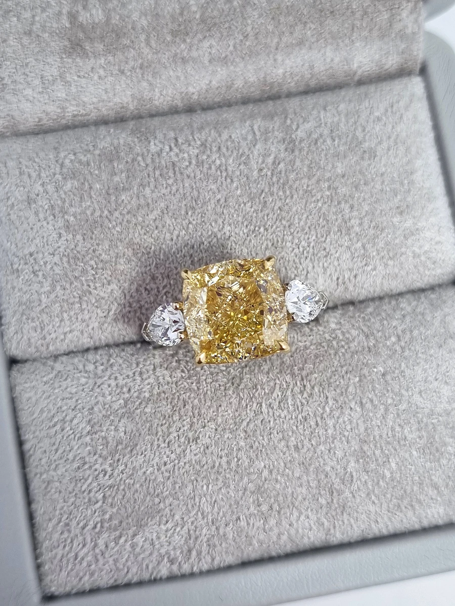 Купить украшение NO NAME Кольцо с бриллиантом 7,50 ct. FBY/Si1 : в наличии в Москве!